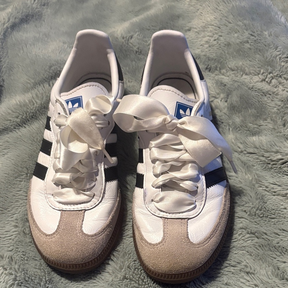 adidas  White Sneakers with Black Stripes and Beige Suede Toe. Size 3 youth.